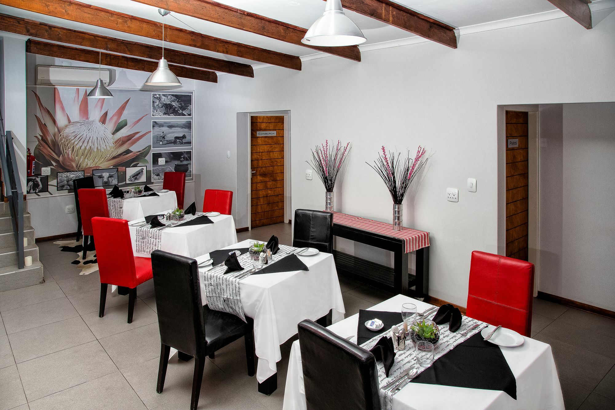 Yalla Yalla Boutique Hotel Witbank Exteriör bild
