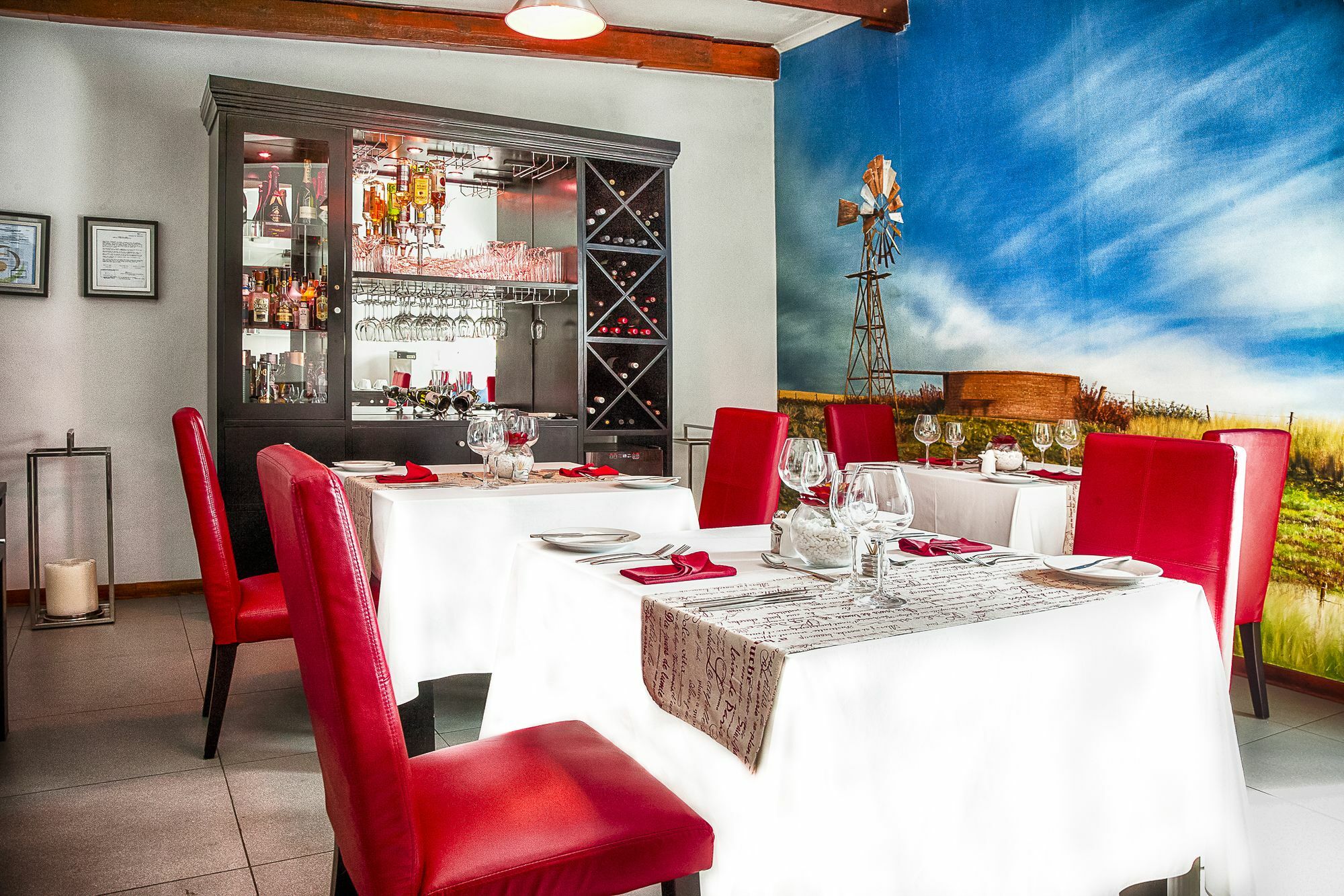 Yalla Yalla Boutique Hotel Witbank Exteriör bild